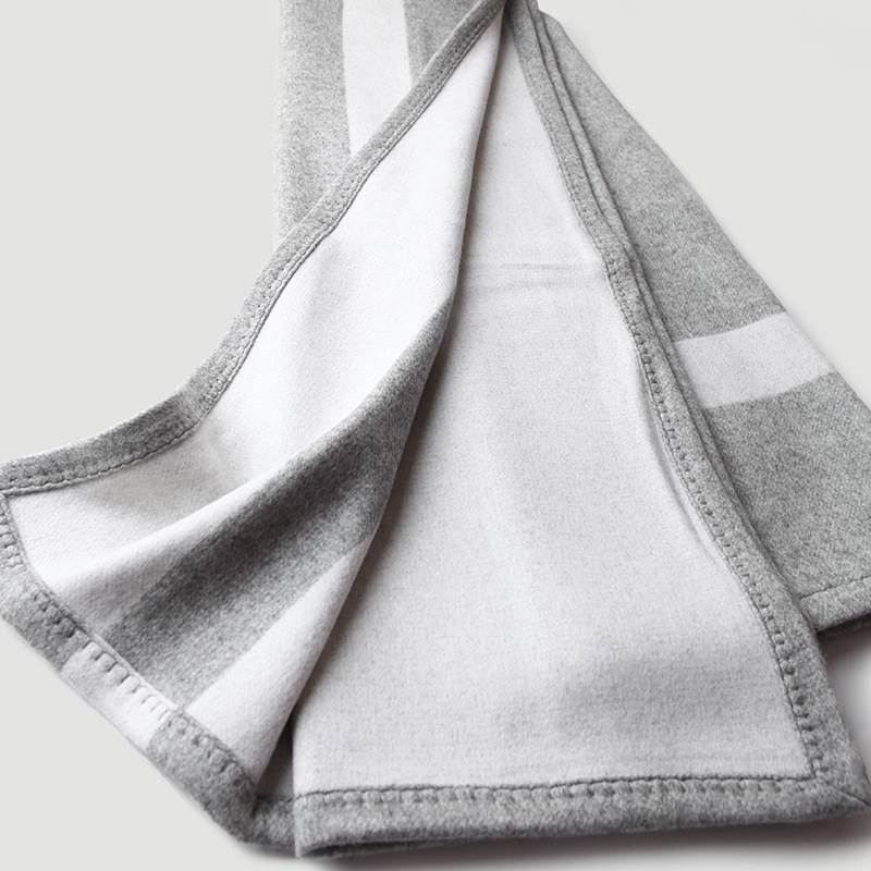 Cross Pattern Minimalist Style Wool Carpet - Gray Color