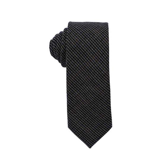 Traditional Scottish Grid Pattern Wool Tie for Winter - Black