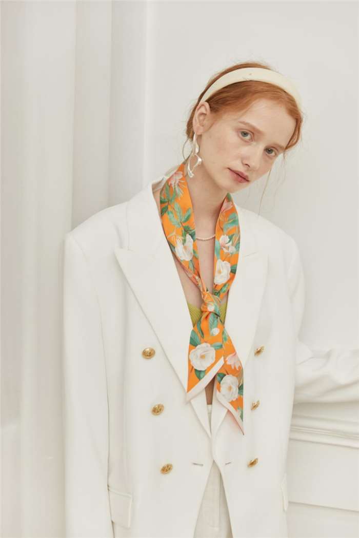 Camellia Pattern Silk Skinny Scarf - Model Wearing