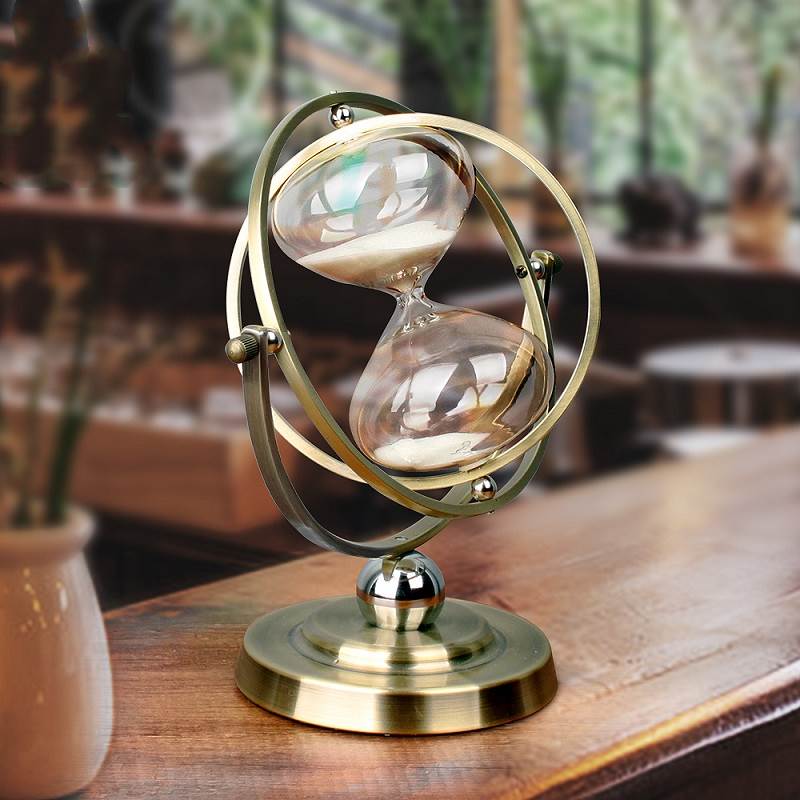 Globe Retro Hourglass - Style 2
