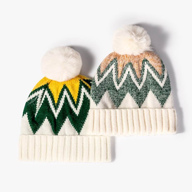 Pom Pom Beanie - 02