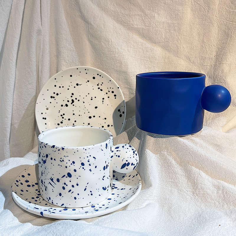 Ball Handle Mug - Blue Spots
