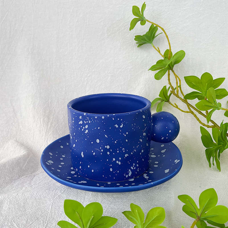 Ball Handle Mug - White Spots