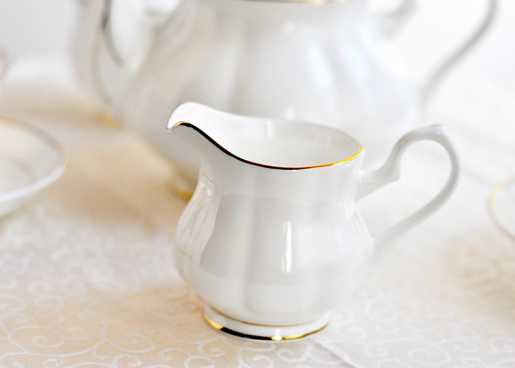 British Style Tea Set - Creamer pitcher