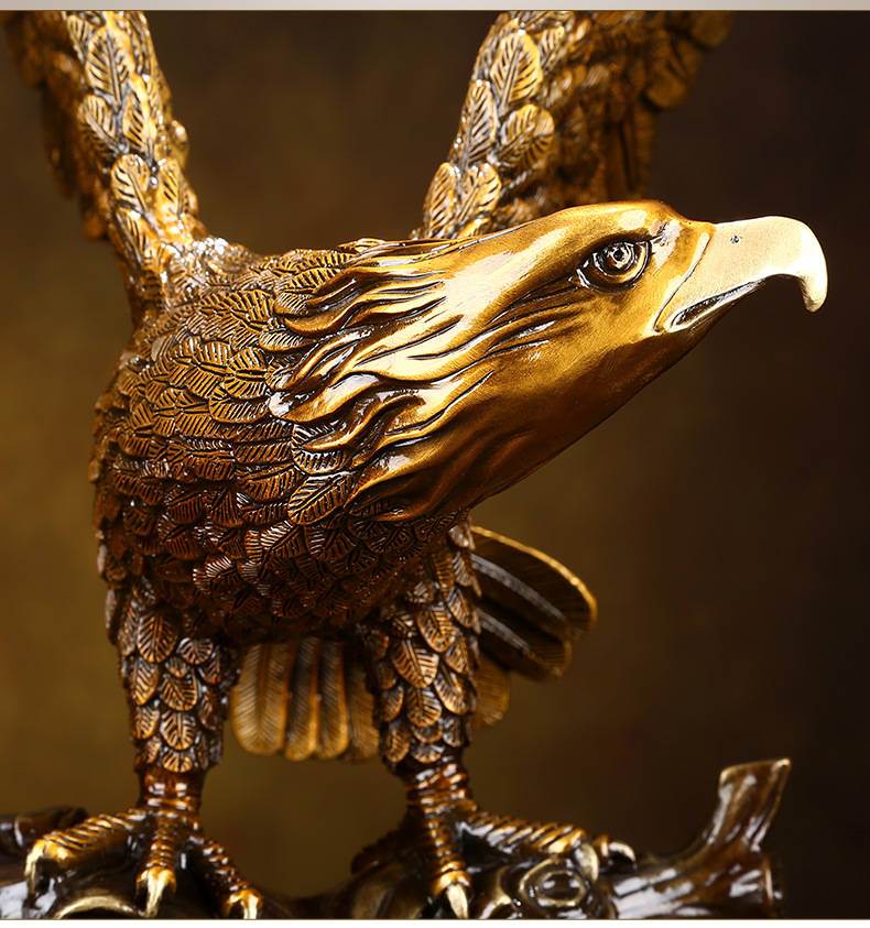 Copper Flying Eagle Statue - Details