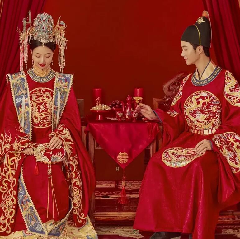 Ming Style Dragon and Phoenix Bringing Fortune Hanfu Wedding Dress - Outfit