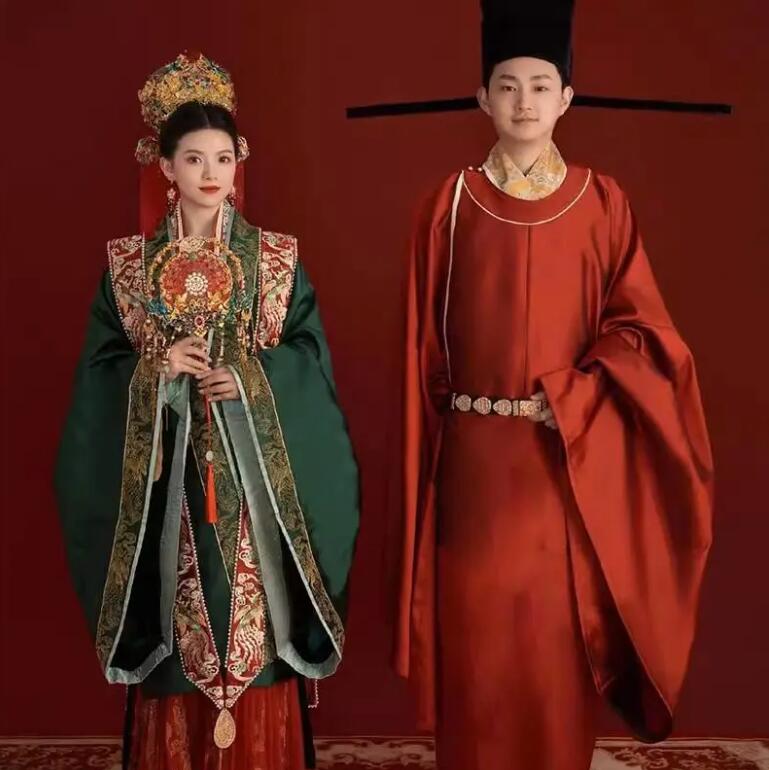 Song Style Traditional Hanfu Wedding Dress - Red and Green