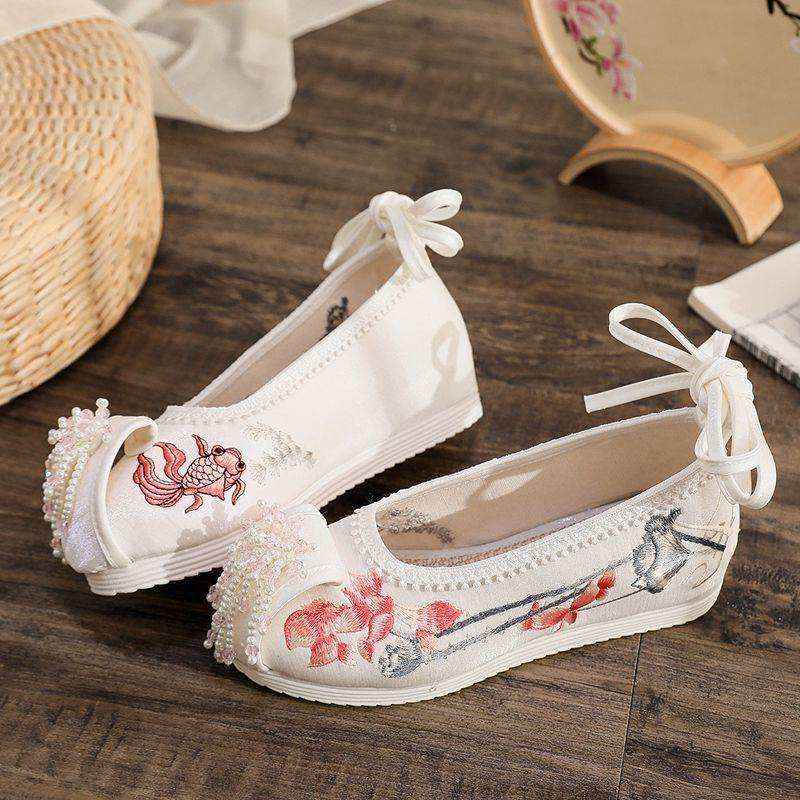 Embroidered Soft Wearing Fashion Hanfu Shoes - White Golden Fish