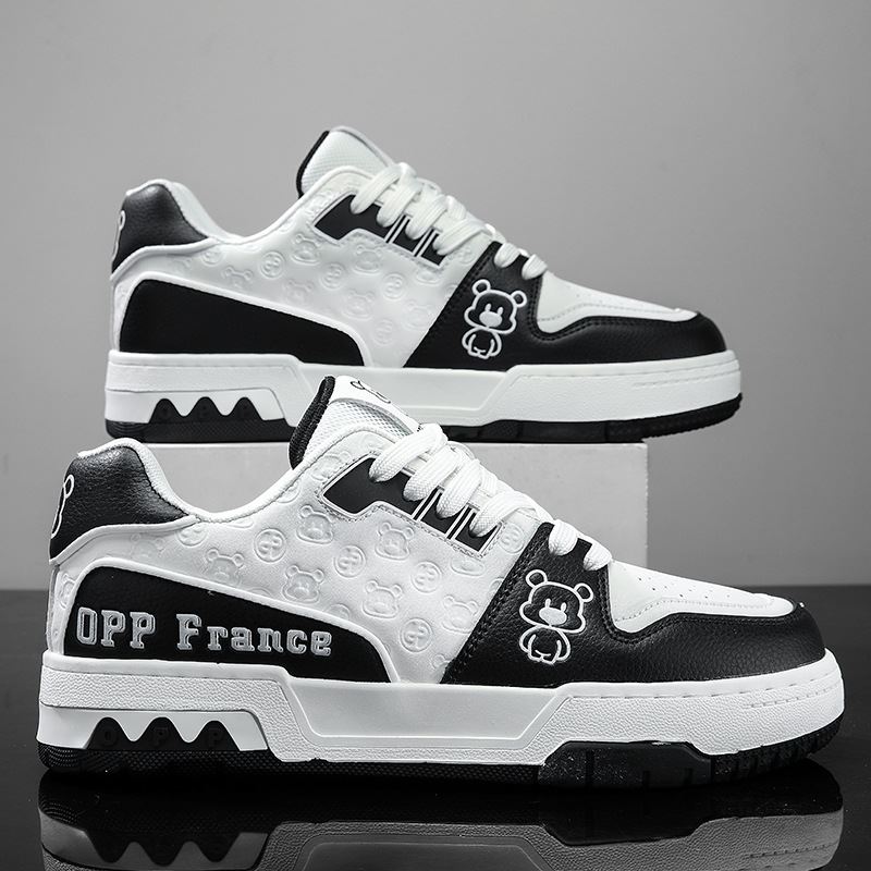 Luminous Bear Pattern Fashion Skateboard Shoes - Black