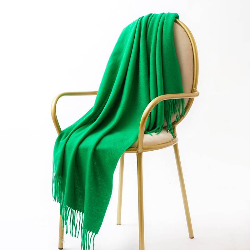 Rainbow Pure Color Wool Scarf with Tassel - Grass Green