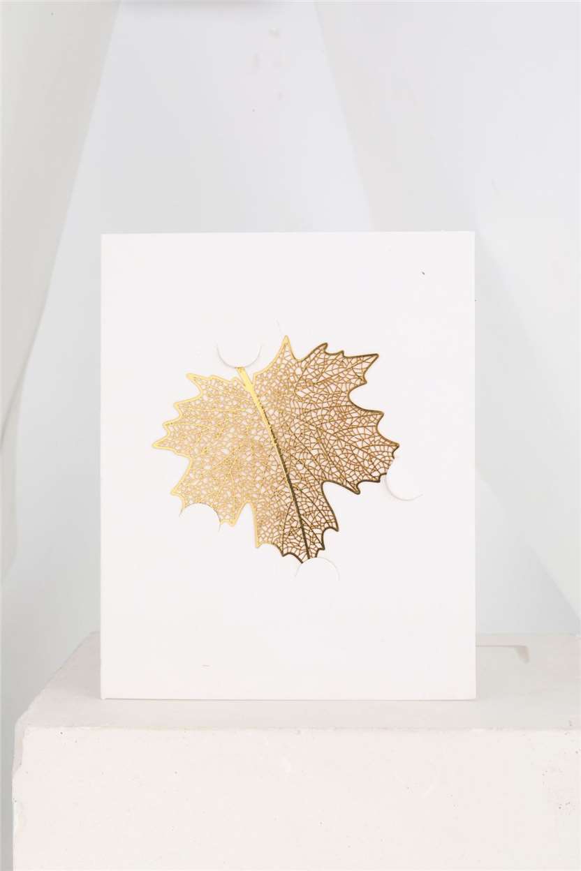 Hollowing Leaf Metal Bookmark - Gold Maple Leaf