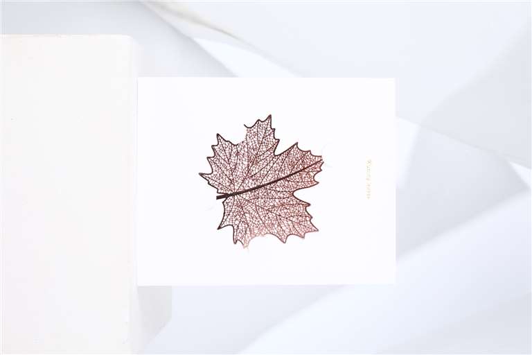 Hollowing Leaf Metal Bookmark - Rose Gold Maple Leaf