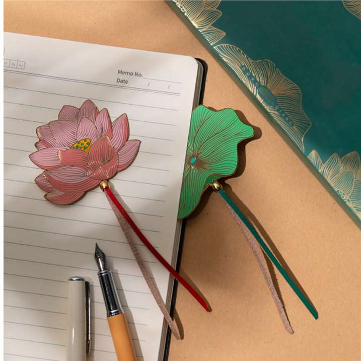 Blooming Lotus Metal Bookmark Accompanying Your Reading