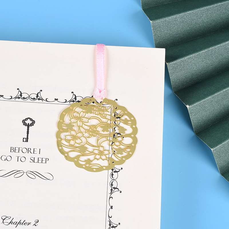 Romantic Sakura Metal Bookmark - Style 7